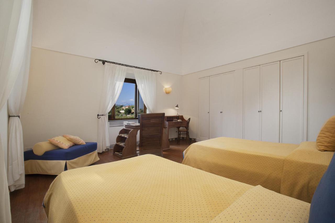Amore Rentals - Residence Bosco SantʼAgata sui Due Golfi Zewnętrze zdjęcie